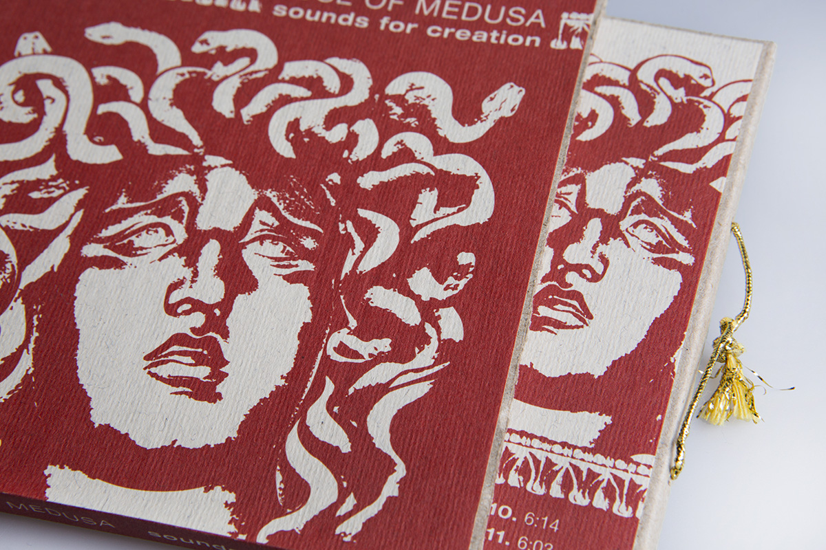 Medusa Note Къщата на медуза - Virginia Notes